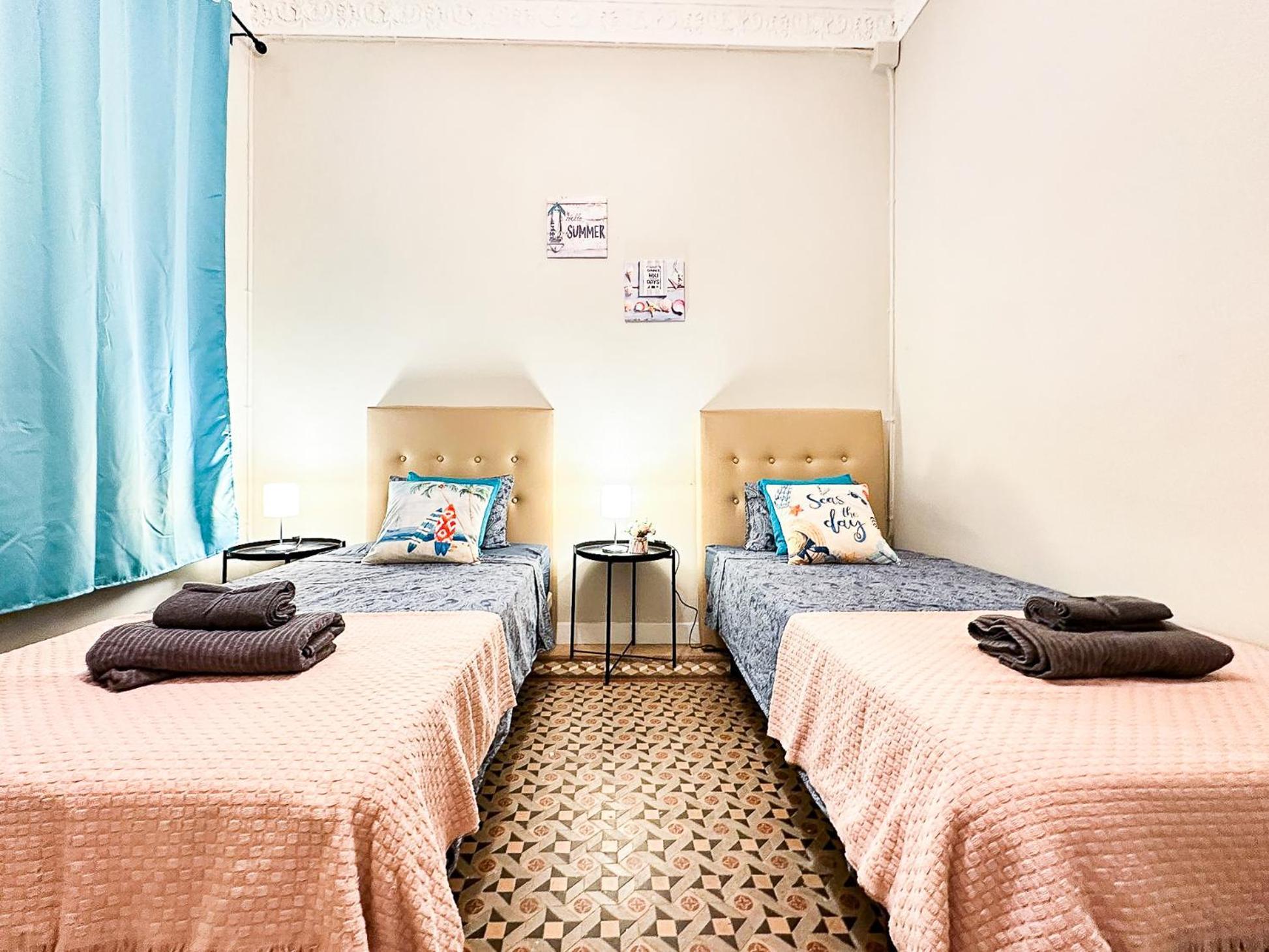 Private Rooms By Plaza Catalunya Барселона Экстерьер фото